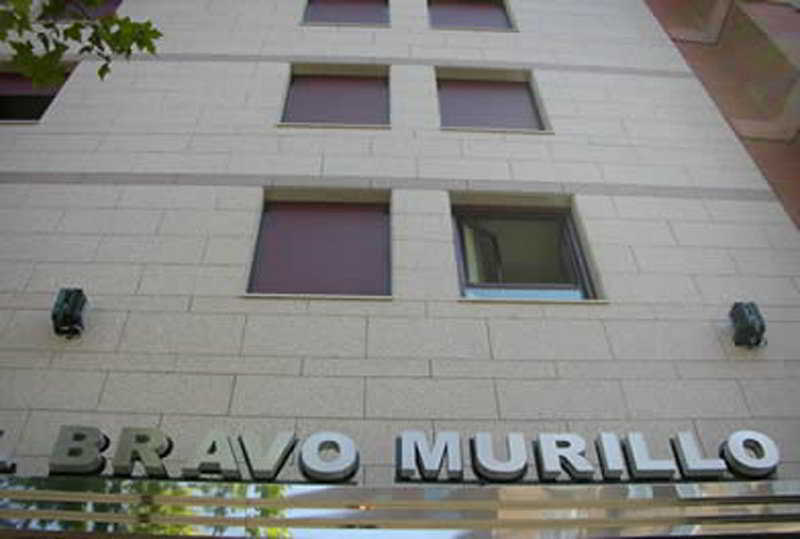 4C Bravo Murillo Madrid Esterno foto